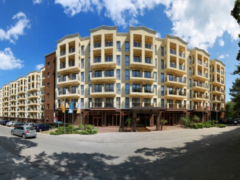 GOLDEN LINE HOTEL