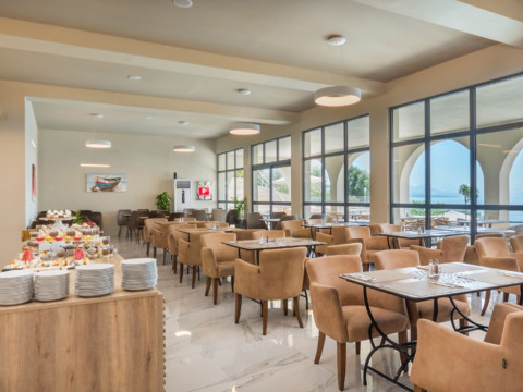 GOLDEN MARE RESORT