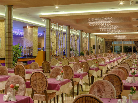 GOLDEN ROCK HOTEL
