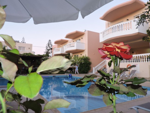 GOLDEN ROSE SUITES