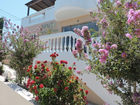 GOLDEN ROSE SUITES