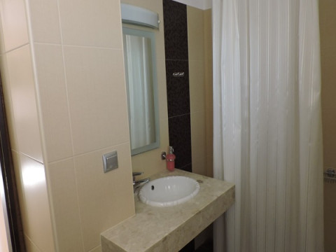 GOLDEN ROSE SUITES