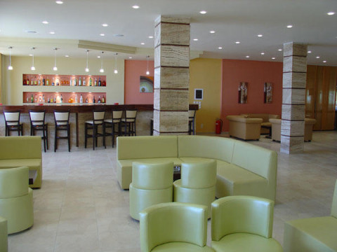 GOLDEN SANDS