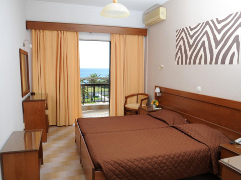 Golden Sands Hotel
