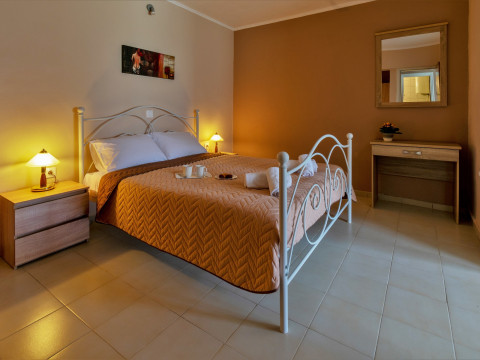 Govino Bay