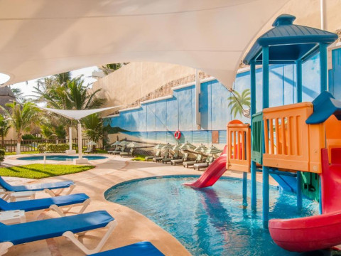 Gr Solaris Cancun