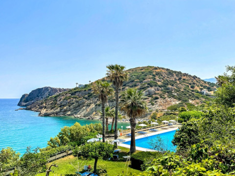 ISTRON BAY