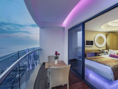 GRANADA LUXURY OKURCALAR
