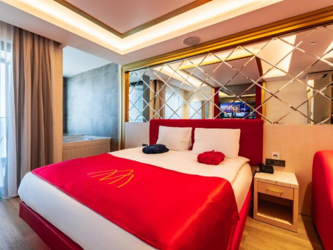 GRANADA LUXURY RED