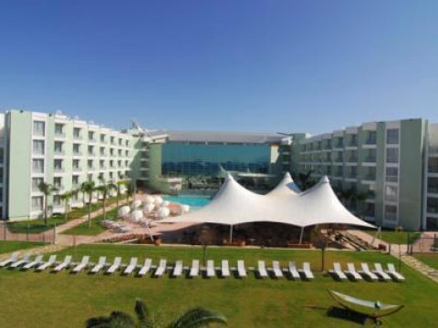 Le Bleu Hotel 