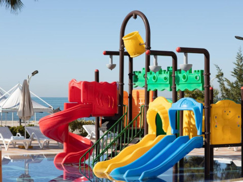 Grand Blue Fafa Resort & SPA