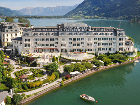 Grand Hotel