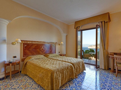GRAND HOTEL PRESIDENT