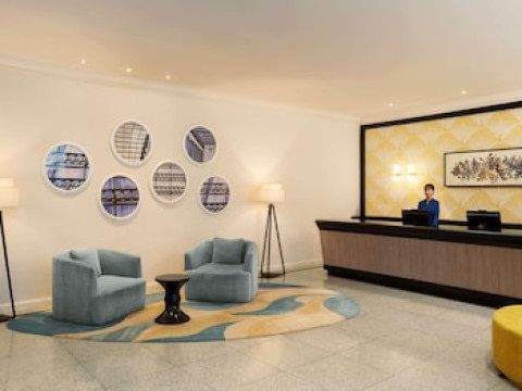 Grand Mercure Bangkok Atrium