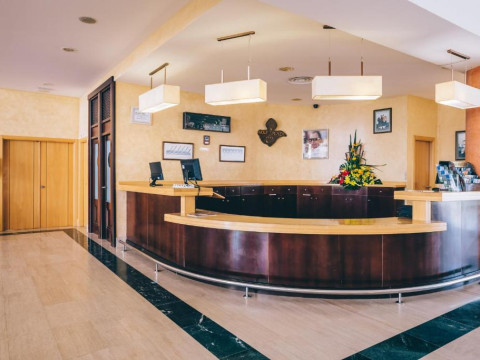 Hotel & Spa Grand Muthu Golf Plaza