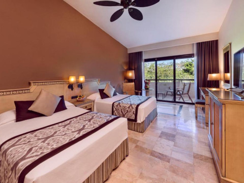Grand Palladium Kantenah Resort & Spa