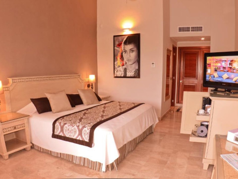 Grand Palladium Kantenah Resort & Spa