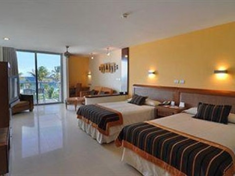 Grand Sirenis Riviera Maya