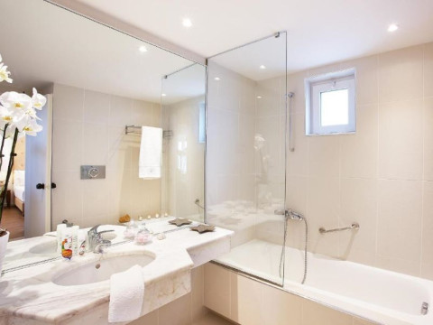 GRECOTEL GRAND LEONIKI RESIDENCE