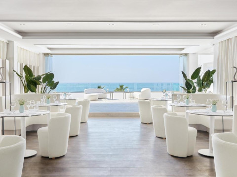 Hotel Grecotel LUXME White