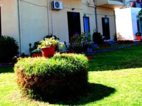 Green Garden Studios (Koskinou)