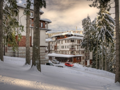 Green Life Family Apartments