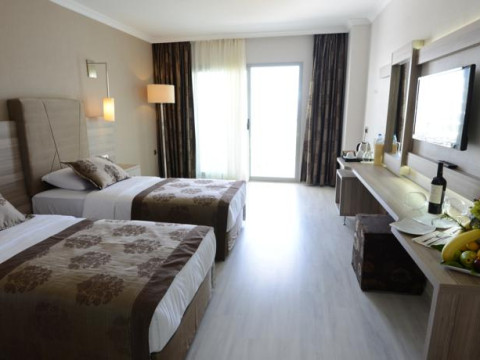 GREEN NATURE DIAMOND HOTEL