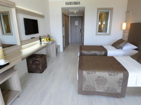 GREEN NATURE DIAMOND HOTEL
