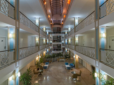 THE LESANTE LUXURY HOTEL & SPA