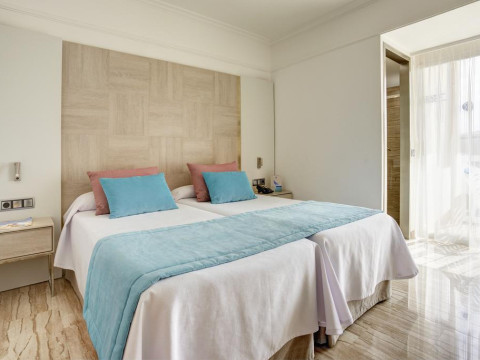 GRUPOTEL ORIENT.