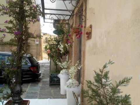 Gualtiero Camere E Suite
