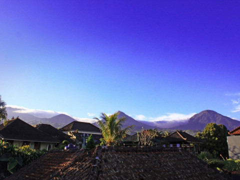 Guru Ratna Homestay
