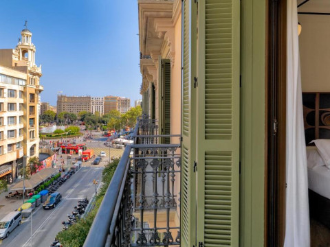 Hotel H10 Metropolitan