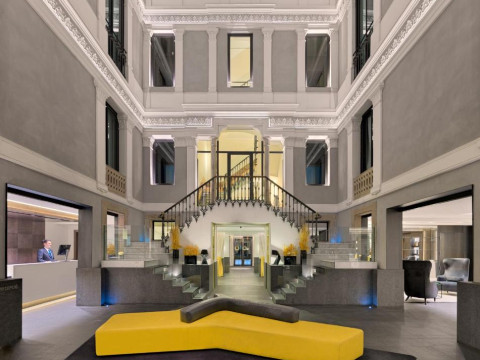 Hotel H10 Urquinaona Plaza
