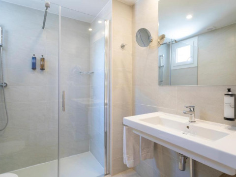 Halley Hotel & Apartments Affiliated By Meliá