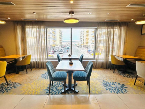 HAMPTON BY HILTON DUBAI AL BARSHA