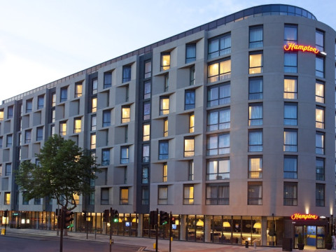 Hampton by Hilton London Waterloo Hotel