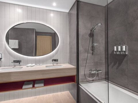 Hampton by Hilton Marjan Island