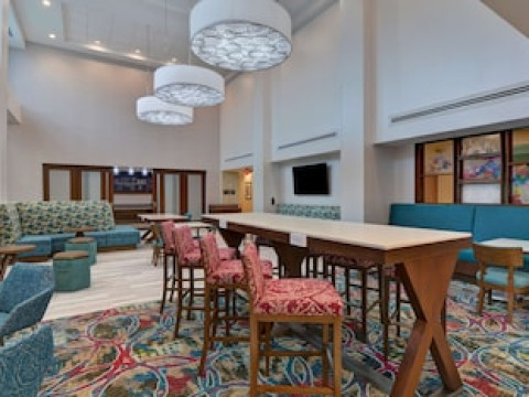 HAMPTON INN & SUITES TAMPA RIVERVIEW BRANDON