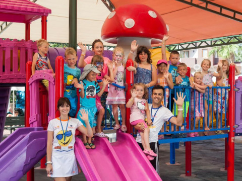 HANE FAMILY RESORT