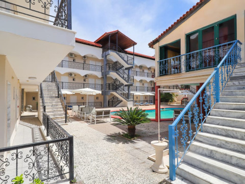 Hanioti Grand Victoria