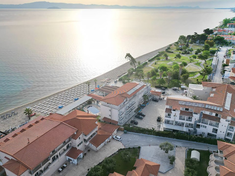 Hanioti Grandotel