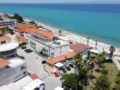 Hanioti Grandotel