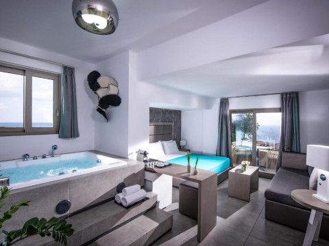 Happy Cretan Suites