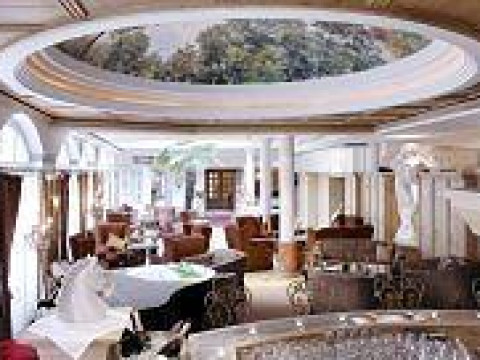 Harisch Hotel Weisses Rossl