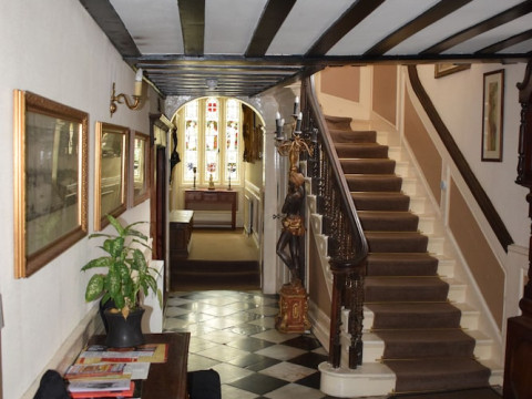 Harmondsworth Hall Guest House Heathrow