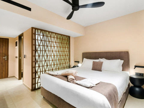 HARMONY E ROCK HOTEL Adults Only 16+