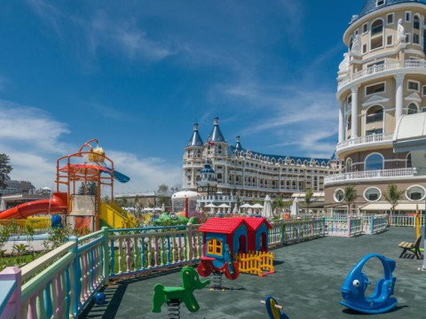 HAYDARPASHA PALACE