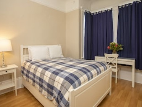 HAYES VALLEY INN