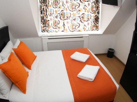 Heathrow Inn